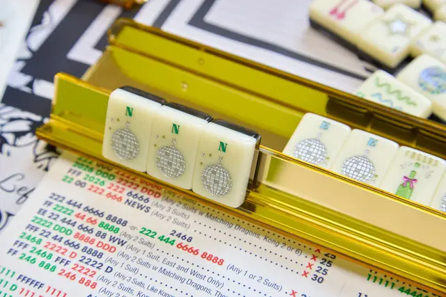 Hip Hip Mahjong Trophy Wife Racks