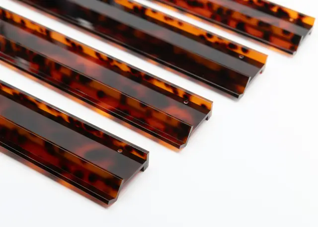 Miss Mahjong Dark Tortoise Classic Acrylic Racks