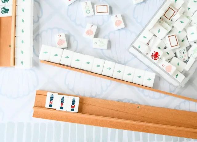The Humble Oak Co Natural Wood Mahjong Racks 20" with FLAT Pushers, 4 per set