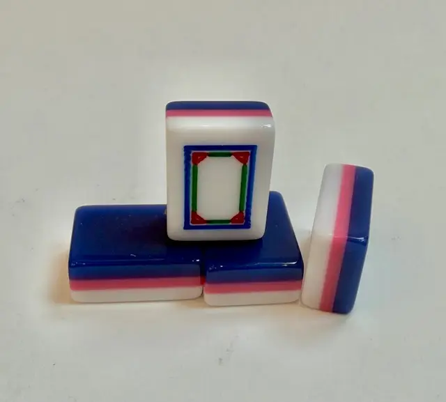 Mah Jongg Maven 3 Layer Navy/Pink/White Engraved and Hand Painted American Mah Jongg tiles