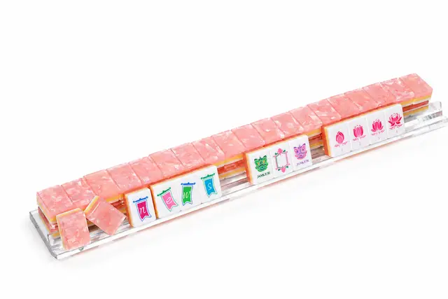 Play Four Seats The Club Table — Peach Pearl